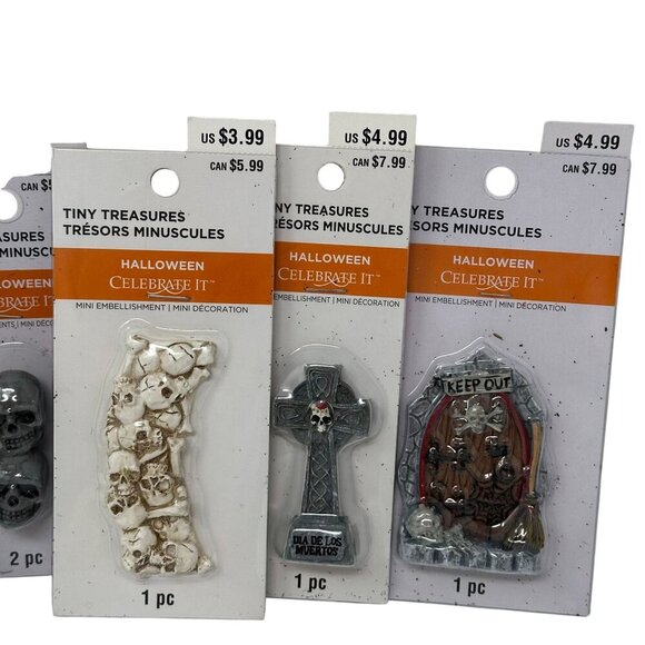 Halloween Skeletons Tombstones Miniatures Lot Celebrate It Tiny Treasures Decor - Picture 3 of 14